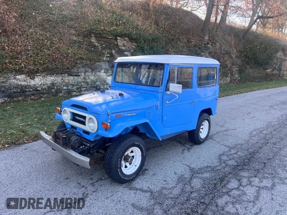 ✅ 1974 Toyota Land Cruiser • VIN: FJ40166015 • Лот: 53980365. Опубликован ранее на Copart с пробегом 239 миль. Бесплатный доступ к архиву аукционных продаж из США и подробный отчёт об истории автомобиля на DreamBid. Изображение 2.