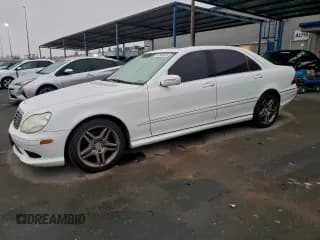 ✅ 2006 Mercedes-Benz S 430 • VIN: WDBNG70J86A469714 • Lot: 97183575. Wystawiony na Copart z przebiegiem 125 182 mil. Bezpłatny archiwum sprzedaży aukcyjnych z USA i szczegółowy raport historii pojazdu na DreamBid. Zdjęcie 1.