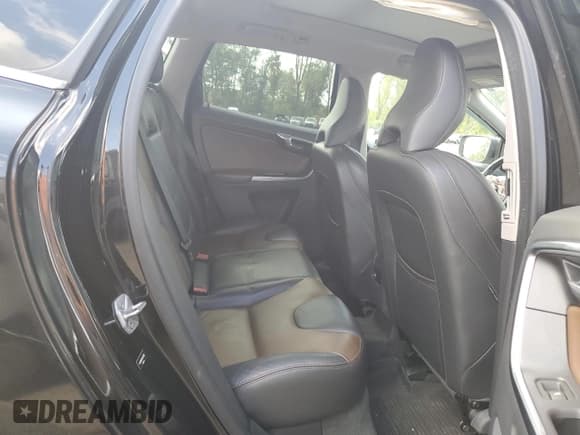 ✅ 2017 Volvo XC60 Dynamic • VIN: YV440MRR7H2077861 • Лот: 80298365. Опубликован ранее на Copart с пробегом 132 919 миль. Бесплатный доступ к архиву аукционных продаж из США и подробный отчёт об истории автомобиля на DreamBid. Изображение 10.