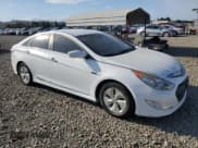 ✅ 2015 Hyundai Sonata • VIN: KMHEC4A47FA133049 • Лот: 89863915. Опубликован ранее на Copart с пробегом 110 847 миль. Бесплатный доступ к архиву аукционных продаж из США и подробный отчёт об истории автомобиля на DreamBid. Изображение 4.