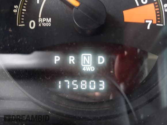 ✅ 2015 Jeep Patriot Latitude • VIN: 1C4NJRFB2FD348285 • Лот: 42857136. Опубликован ранее на IAAI с пробегом 175 803 миль. Бесплатный доступ к архиву аукционных продаж из США и подробный отчёт об истории автомобиля на DreamBid. Изображение 15.