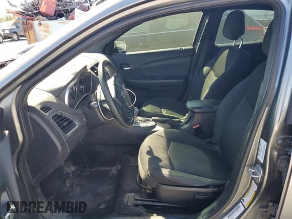 ✅ 2012 Dodge Avenger SE • VIN: 1C3CDZAB6CN110746 • Лот: 76709204. Опубликован ранее на Copart с пробегом 142 952 миль. Бесплатный доступ к архиву аукционных продаж из США и подробный отчёт об истории автомобиля на DreamBid. Изображение 7.