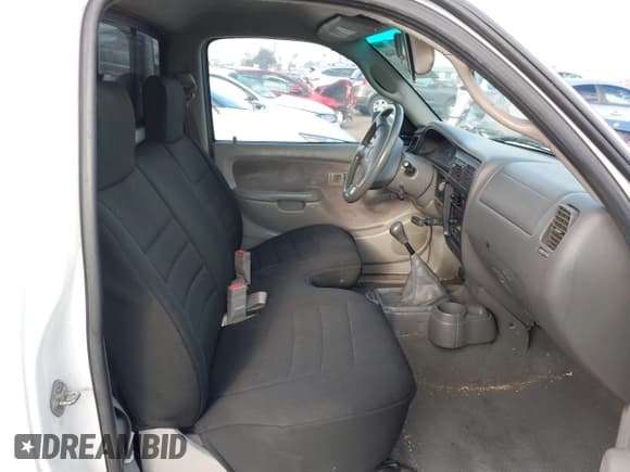 ✅ 2002 Toyota Tacoma • VIN: 5TENL42NX2Z129931 • Lot: 43503448. Listed on IAAI with 195,702 mi. Free auction sales archive from the USA and detailed vehicle history report at DreamBid. Image 8.