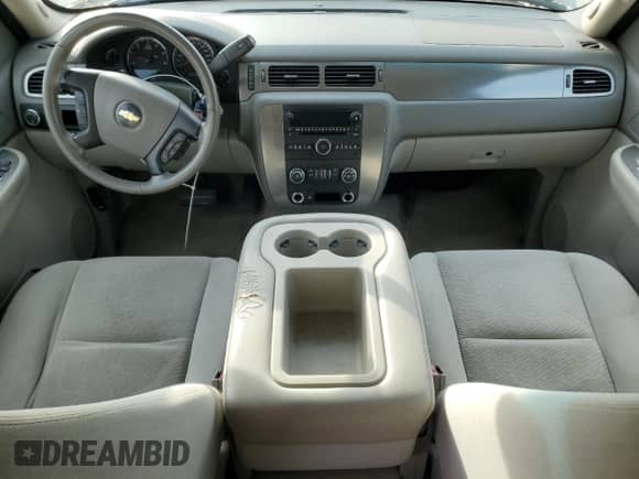 2007 Chevrolet Tahoe LS z VIN 1GNEC13J27J127383, wystawiony jako Copart lot #84521875 z przebiegiem 246 578 mil mil oraz Szkoda całkowita • Salvage title. Historia ofert i sprzedaży dostępna na DreamBid. Obrazek 8.