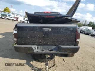 2003 Dodge 1500 ST с VIN 1D7HU18D23J602682, выставлен на аукционе Copart как лот 72347764 с пробегом Не указан миль и Списание • Salvage title. История ставок и продаж доступна на DreamBid. Изображение 6.