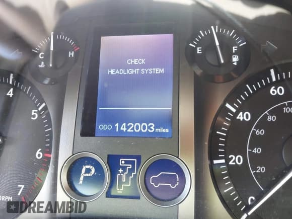 ✅ 2017 Lexus GX 460 • VIN: JTJBM7FX8H5157815 • Lot: 42384829. Listed on IAAI with 142,003 mi. Free auction sales archive from the USA and detailed vehicle history report at DreamBid. Image 7.