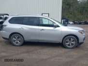 ✅ 2019 Nissan Pathfinder S • VIN: 5N1DR2MMXKC639984 • Lot: 42173450. Listed on IAAI with 110,777 mi. Free auction sales archive from the USA and detailed vehicle history report at DreamBid. Image 14.