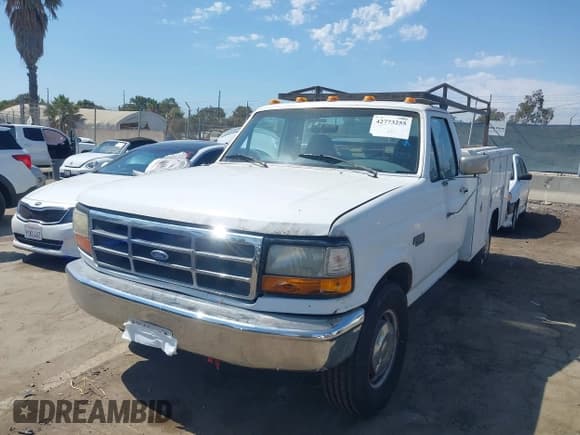 ✅ 1996 Ford F-350 • VIN: 2FTHF35H7TCA60064 • Lot: 42773255. Listed on IAAI with 230,532 mi. Free auction sales archive from the USA and detailed vehicle history report at DreamBid. Image 2.
