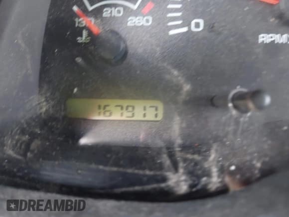 ✅ 1998 Dodge Dakota SLT • VIN: 1B7GG22X8WS677553 • Lot: 41854961. Wystawiony na IAAI z przebiegiem 167 917 mil. Bezpłatny archiwum sprzedaży aukcyjnych z USA i szczegółowy raport historii pojazdu na DreamBid. Zdjęcie 7.