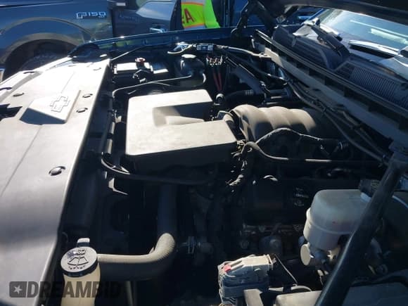 ✅ 2018 Chevrolet Silverado 1500 LT • VIN: 3GCPCREH2JG229558 • Лот: 43643813. Опубликован ранее на IAAI с пробегом 126 746 миль. Бесплатный доступ к архиву аукционных продаж из США и подробный отчёт об истории автомобиля на DreamBid. Изображение 10.