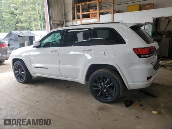✅ 2018 Jeep Grand Cherokee Laredo E • VIN: 1C4RJFAG1JC263956 • Lot: 80558715. Wystawiony na Copart z przebiegiem Nie podano. Bezpłatny archiwum sprzedaży aukcyjnych z USA i szczegółowy raport historii pojazdu na DreamBid. Zdjęcie 2.