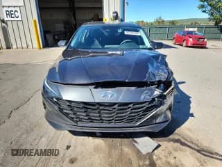 ✅ 2023 Hyundai Elantra SEL • VIN: 5NPLM4AGXPH106439 • Lot: 82268345. Listed on Copart with 39,698 mi. Free auction sales archive from the USA and detailed vehicle history report at DreamBid. Image 5.