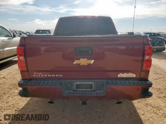 ✅ 2014 Chevrolet Silverado 1500 High Country • VIN: 3GCUKTEC5EG386949 • Лот: 62355705. Опубликован ранее на Copart с пробегом 187 463 миль. Бесплатный доступ к архиву аукционных продаж из США и подробный отчёт об истории автомобиля на DreamBid. Изображение 6.