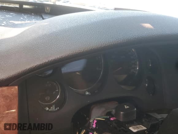 ✅ 2007 Chevrolet Suburban LTZ • VIN: 3GNFK16347G308507 • Лот: 90425615. Опубликован ранее на Copart с пробегом Не указан. Бесплатный доступ к архиву аукционных продаж из США и подробный отчёт об истории автомобиля на DreamBid. Изображение 9.