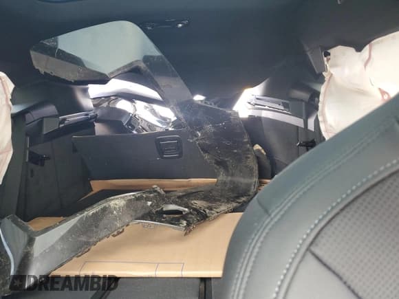 ✅ 2025 BMW iX xDrive50 • VIN: WB523CF09SCS24132 • Lot: 80853315. Wystawiony na Copart z przebiegiem Nie podano. Bezpłatny archiwum sprzedaży aukcyjnych z USA i szczegółowy raport historii pojazdu na DreamBid. Zdjęcie 10.