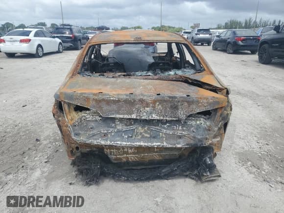 ✅ 2016 Hyundai Sonata SE • VIN: 5NPE24AF7GH301078 • Лот: 84470465. Опубликован ранее на Copart с пробегом Не указан. Бесплатный доступ к архиву аукционных продаж из США и подробный отчёт об истории автомобиля на DreamBid. Изображение 6.