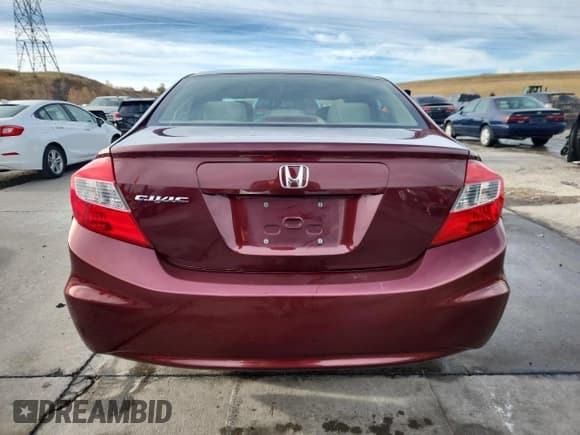 ✅ 2012 Honda Civic LX • VIN: 19XFB2F54CE105588 • Lot: 91608385. Wystawiony na Copart z przebiegiem 189 601 mil. Bezpłatny archiwum sprzedaży aukcyjnych z USA i szczegółowy raport historii pojazdu na DreamBid. Zdjęcie 6.