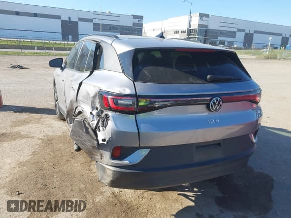 ✅ 2023 Volkswagen ID.4 S • VIN: 1V25MPE83PC030764 • Lot: 43486585. Listed on IAAI with 23,653 mi. Free auction sales archive from the USA and detailed vehicle history report at DreamBid. Image 3.