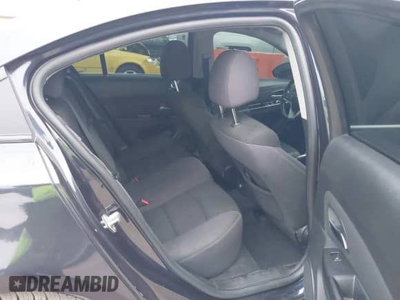 2014 Chevrolet Cruze 1LT with VIN 1G1PC5SB0E7242148, listed as a IAAI auction lot 43401415 with 206,878 mi miles and . Bid and sale history available at DreamBid. Image 8.