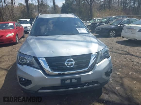 ✅ 2018 Nissan Pathfinder SL • VIN: 5N1DR2MM3JC607568 • Лот: 41982425. Опубликован ранее на IAAI с пробегом 120 786 миль. Бесплатный доступ к архиву аукционных продаж из США и подробный отчёт об истории автомобиля на DreamBid. Изображение 12.