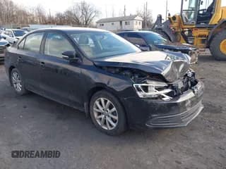 ✅ 2012 Volkswagen Jetta SE • VIN: 3VWDP7AJ2CM388554 • Lot: 43813484. Listed on IAAI with 117,171 mi. Free auction sales archive from the USA and detailed vehicle history report at DreamBid. Image 1.