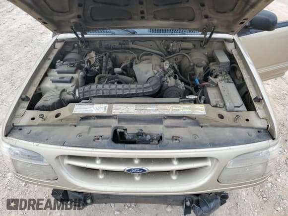 ✅ 1999 Ford Explorer XL • VIN: 1FMZU32X4XUC65686 • Лот: 50986595. Опубликован ранее на Copart с пробегом 123 245 миль. Бесплатный доступ к архиву аукционных продаж из США и подробный отчёт об истории автомобиля на DreamBid. Изображение 12.