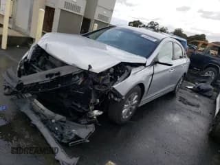 ✅ 2017 Hyundai Sonata SE • VIN: KMHE24L16HA051080 • Lot: 45269543. Listed on Copart with 100,916 mi. Free auction sales archive from the USA and detailed vehicle history report at DreamBid. Image 1.