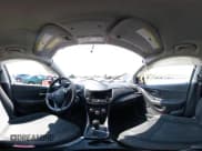 ✅ 2020 Chevrolet Trax LS • VIN: KL7CJKSB6LB345124 • Lot: 42662010. Wystawiony na IAAI z przebiegiem 89 578 mil. Bezpłatny archiwum sprzedaży aukcyjnych z USA i szczegółowy raport historii pojazdu na DreamBid. Zdjęcie 18.