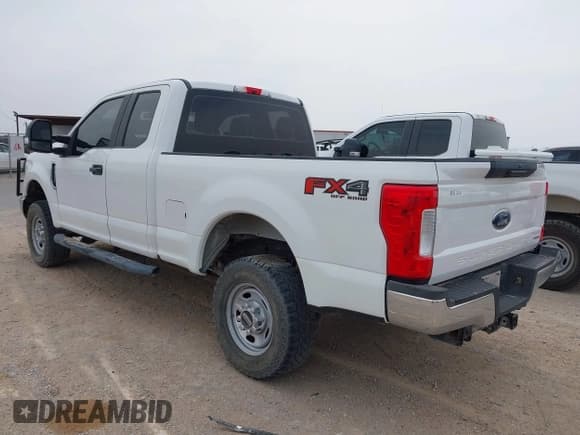 ✅ 2019 Ford F-250 XL • VIN: 1FT7X2B6XKEC89613 • Lot: 42256834. Listed on IAAI with 80,066 mi. Free auction sales archive from the USA and detailed vehicle history report at DreamBid. Image 3.