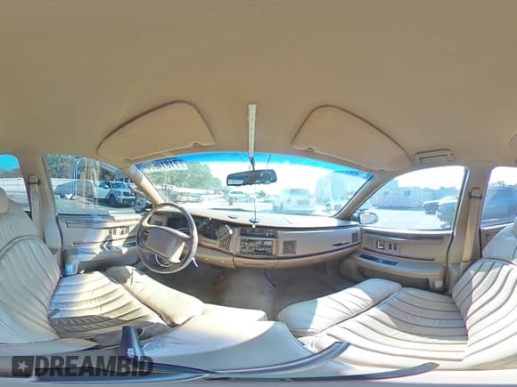 ✅ 1996 Buick Roadmaster Estate Collectors Edition • VIN: 1G4BR82P1TR420045 • Lot: 71814674. Listed on Copart with 169,452 mi. Free auction sales archive from the USA and detailed vehicle history report at DreamBid. Image 13.