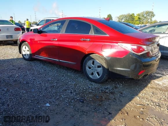 ✅ 2012 Hyundai Sonata Hybrid • VIN: KMHEC4A4XCA040960 • Lot: 43406600. Listed on IAAI with 144,747 mi. Free auction sales archive from the USA and detailed vehicle history report at DreamBid. Image 3.