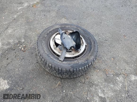 ✅ 2018 Toyota RAV4 LE • VIN: JTMBFREV0JJ251046 • Лот: 90073805. Опубликован ранее на Copart с пробегом 108 539 миль. Бесплатный доступ к архиву аукционных продаж из США и подробный отчёт об истории автомобиля на DreamBid. Изображение 13.