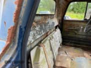 ✅ 1960 Chevrolet Silverado 1500 • VIN: 0K144K107521 • Lot: 91464225. Wystawiony na Copart z przebiegiem 61 230 mil. Bezpłatny archiwum sprzedaży aukcyjnych z USA i szczegółowy raport historii pojazdu na DreamBid. Zdjęcie 6.