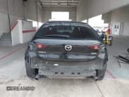 ✅ 2021 Mazda 3 S • VIN: JM1BPAJL5M1338061 • Lot: 40765593. Wystawiony na IAAI z przebiegiem 52 958 mil. Bezpłatny archiwum sprzedaży aukcyjnych z USA i szczegółowy raport historii pojazdu na DreamBid. Zdjęcie 17.