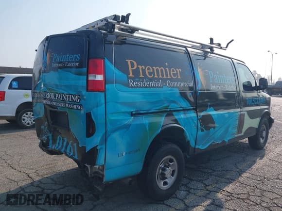 ✅ 2020 Chevrolet Express Cargo • VIN: 1GCWGAFP0L1126728 • Lot: 42725216. Listed on IAAI with 71,361 mi. Free auction sales archive from the USA and detailed vehicle history report at DreamBid. Image 4.