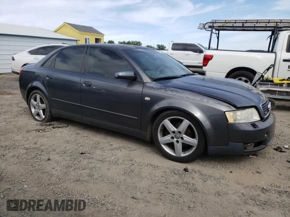 ✅ 2003 Audi A4 1.8T • VIN: WAULC68E03A235727 • Lot: 52733545. Wystawiony na Copart z przebiegiem Nie podano. Bezpłatny archiwum sprzedaży aukcyjnych z USA i szczegółowy raport historii pojazdu na DreamBid. Zdjęcie 4.