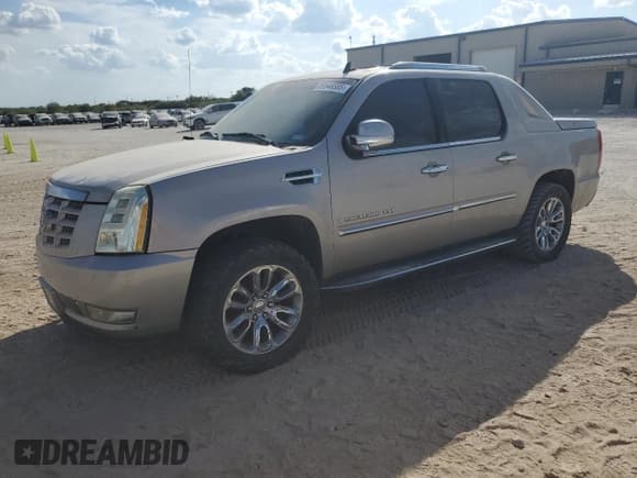 ✅ 2007 Cadillac Escalade EXT • VIN: 3GYFK62857G212189 • Lot: 89546585. Listed on Copart with 153,357 mi. Free auction sales archive from the USA and detailed vehicle history report at DreamBid. Image 1.