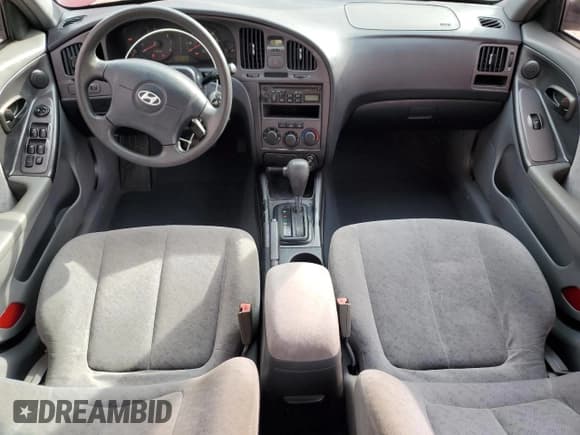 ✅ 2006 Hyundai Elantra GLS • VIN: KMHDN46D86U228779 • Lot: 45178085. Wystawiony na Copart z przebiegiem 205 019 mil. Bezpłatny archiwum sprzedaży aukcyjnych z USA i szczegółowy raport historii pojazdu na DreamBid. Zdjęcie 8.