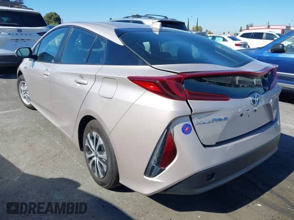 2021 Toyota Prius LE с VIN JTDKAMFP6M3178419, выставлен на аукционе IAAI как лот 43593089 с пробегом 33 744 миль миль и . История ставок и продаж доступна на DreamBid. Изображение 3.