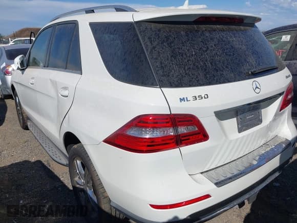 ✅ 2013 Mercedes-Benz M 350 • VIN: 4JGDA5HB9DA110185 • Lot: 42563832. Wystawiony na IAAI z przebiegiem 125 340 mil. Bezpłatny archiwum sprzedaży aukcyjnych z USA i szczegółowy raport historii pojazdu na DreamBid. Zdjęcie 3.