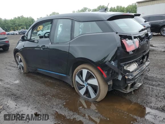✅ 2016 BMW i3 • VIN: WBY1Z4C5XGV507878 • Lot: 61154615. Listed on Copart with 107,289 mi. Free auction sales archive from the USA and detailed vehicle history report at DreamBid. Image 2.
