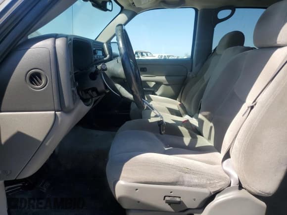 ✅ 2004 GMC Yukon SLE • VIN: 1GKEC13V94R131511 • Lot: 53184435. Listed on Copart with 163,917 mi. Free auction sales archive from the USA and detailed vehicle history report at DreamBid. Image 7.