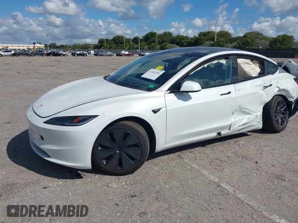 ✅ 2024 Tesla Model 3 • VIN: 5YJ3E1EA2RF870661 • Lot: 41562281. Wystawiony na IAAI z przebiegiem 3 407 mil. Bezpłatny archiwum sprzedaży aukcyjnych z USA i szczegółowy raport historii pojazdu na DreamBid. Zdjęcie 2.