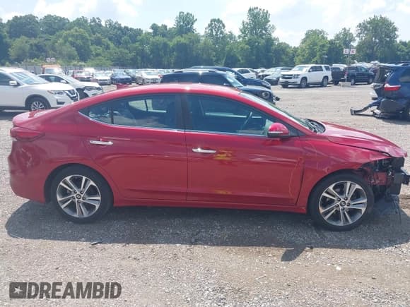 ✅ 2017 Hyundai Elantra SE • VIN: KMHD84LF6HU339606 • Lot: 42833925. Wystawiony na IAAI z przebiegiem 102 444 mil. Bezpłatny archiwum sprzedaży aukcyjnych z USA i szczegółowy raport historii pojazdu na DreamBid. Zdjęcie 13.
