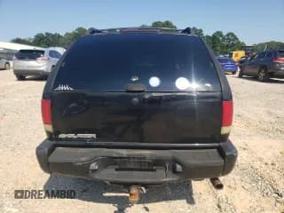 ✅ 2005 Chevrolet Blazer • VIN: 1GNCS18X25K110288 • Lot: 70339465. Wystawiony na Copart z przebiegiem 201 161 mil. Bezpłatny archiwum sprzedaży aukcyjnych z USA i szczegółowy raport historii pojazdu na DreamBid. Zdjęcie 6.