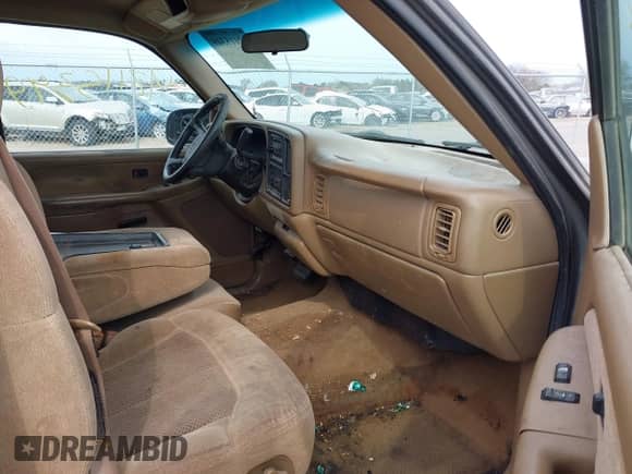 ✅ 2000 Chevrolet Silverado 2500 LS • VIN: 1GCGK29U4YE309544 • Lot: 42115349. Wystawiony na IAAI z przebiegiem 227 652 mil. Bezpłatny archiwum sprzedaży aukcyjnych z USA i szczegółowy raport historii pojazdu na DreamBid. Zdjęcie 5.