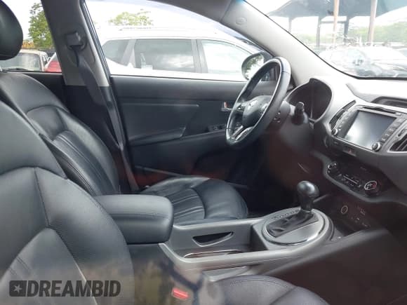 ✅ 2016 Kia Sportage EX • VIN: KNDPC3AC9G7840361 • Lot: 42350034. Wystawiony na IAAI z przebiegiem 51 608 mil. Bezpłatny archiwum sprzedaży aukcyjnych z USA i szczegółowy raport historii pojazdu na DreamBid. Zdjęcie 5.