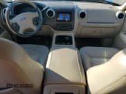 ✅ 2004 Ford Expedition Eddie Bauer • VIN: 1FMPU17L04LB90794 • Lot: 82758425. Wystawiony na Copart z przebiegiem 241 732 mil. Bezpłatny archiwum sprzedaży aukcyjnych z USA i szczegółowy raport historii pojazdu na DreamBid. Zdjęcie 8.