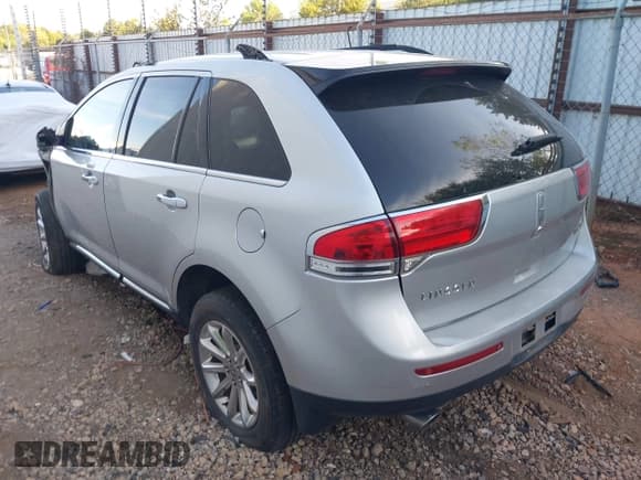✅ 2012 Lincoln MKX • VIN: 2LMDJ6JK1CBL11070 • Lot: 43504311. Listed on IAAI with 131,774 mi. Free auction sales archive from the USA and detailed vehicle history report at DreamBid. Image 3.