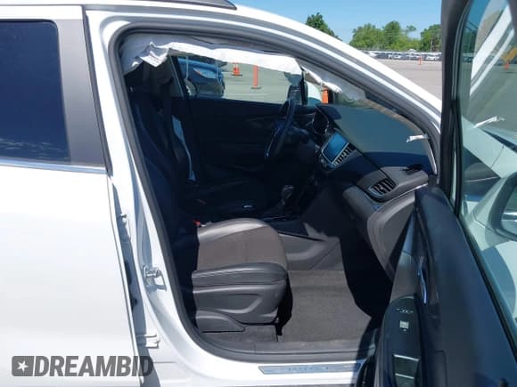 ✅ 2021 Buick Encore Preferred • VIN: KL4CJESB9MB354450 • Лот: 42605668. Опубликован ранее на IAAI с пробегом 23 970 миль. Бесплатный доступ к архиву аукционных продаж из США и подробный отчёт об истории автомобиля на DreamBid. Изображение 5.